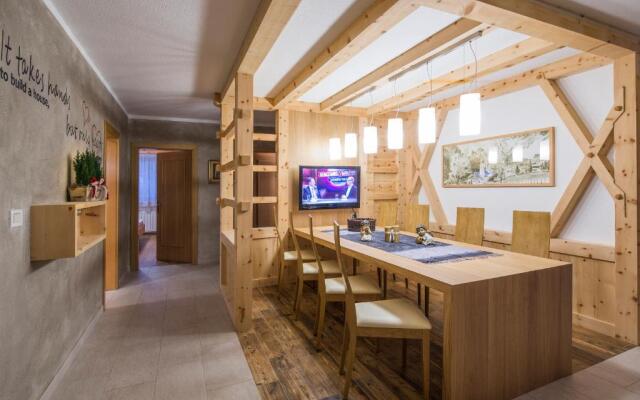 Alpin Apartments Colfosco