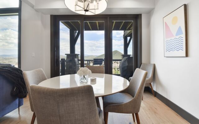 Fairway Springs by Luxury Mountain Desti