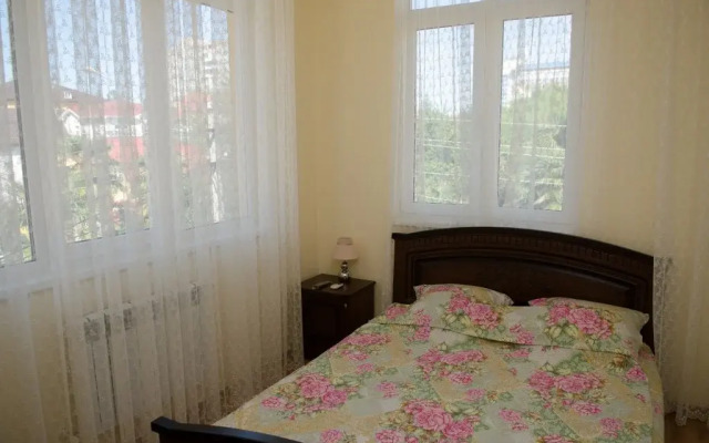 Magnoliya Guest House