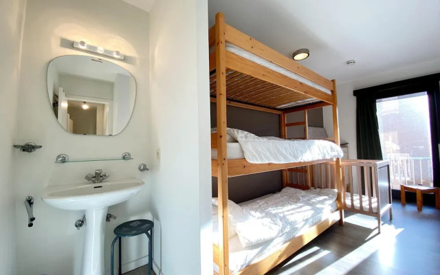 Apartment in Nieuwpoort by the Beach