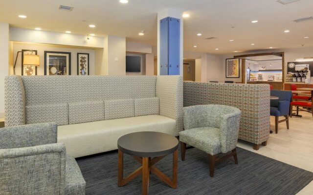 Holiday Inn Express Las Vegas - Stadium Area by IHG