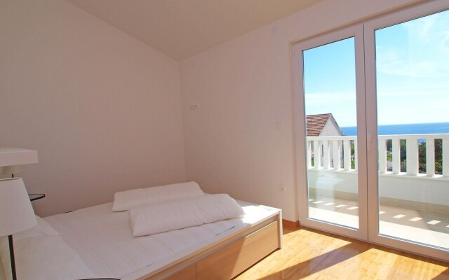 Claudia 1 Ra anj in Ra anj