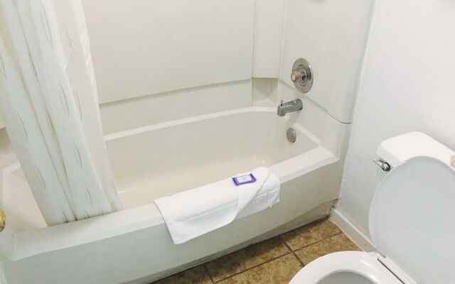 Winton Inn & Suites