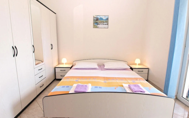 Apartment Mila 395