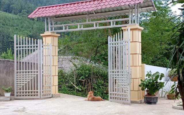 Yen Nhu Guesthouse - Hostel