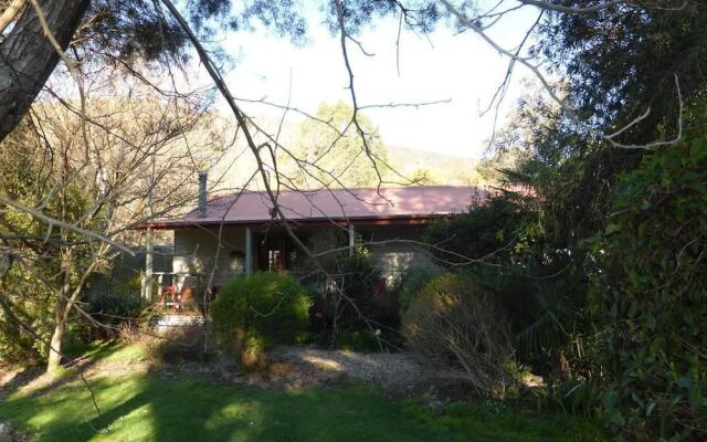 Mystic View Cottage Wandiligong