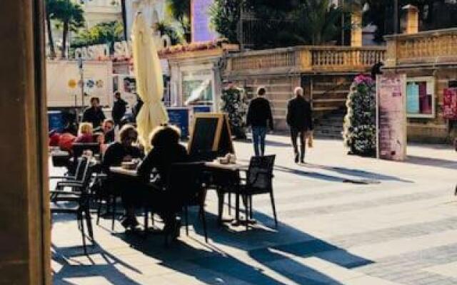 “Studio’ del Mare” nel pieno centro di Sanremo