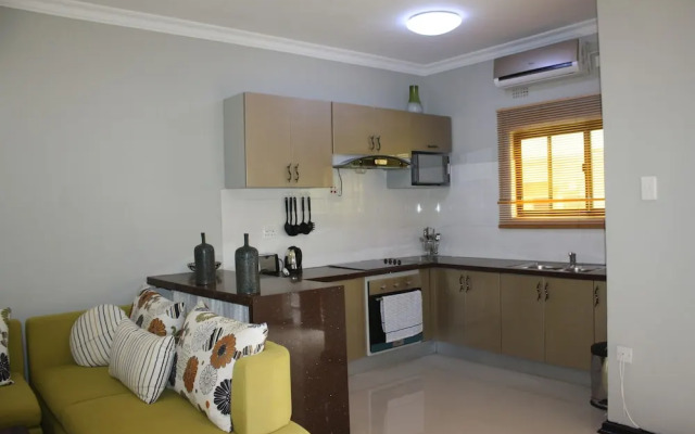 Nomads Court Lodge