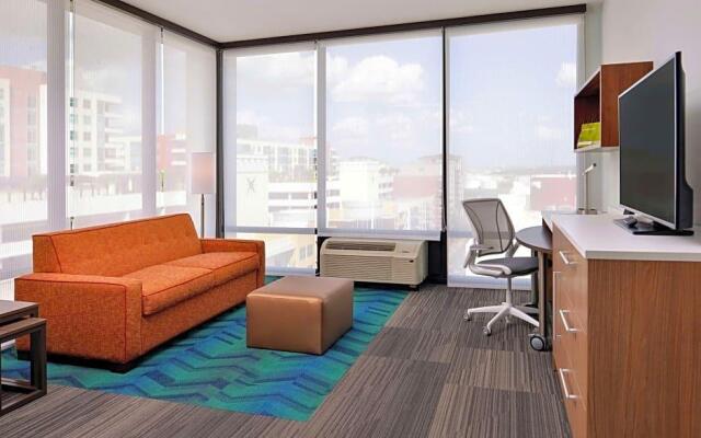 Hampton+Home 2 Suites by Hilton Downtown Tampa