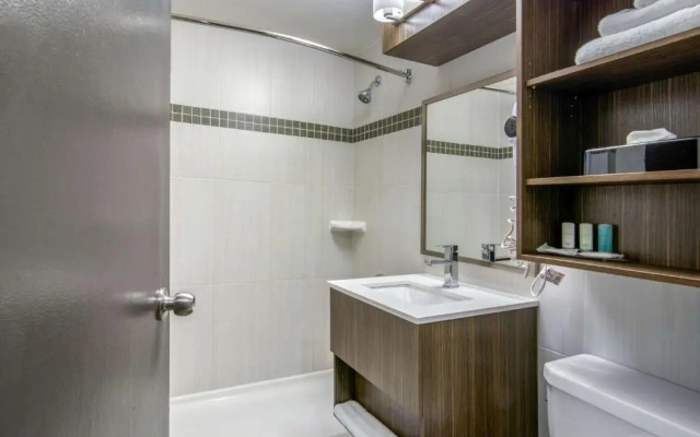 Days Inn - Sudbury