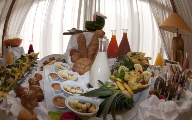 Hotel Akwa Palace