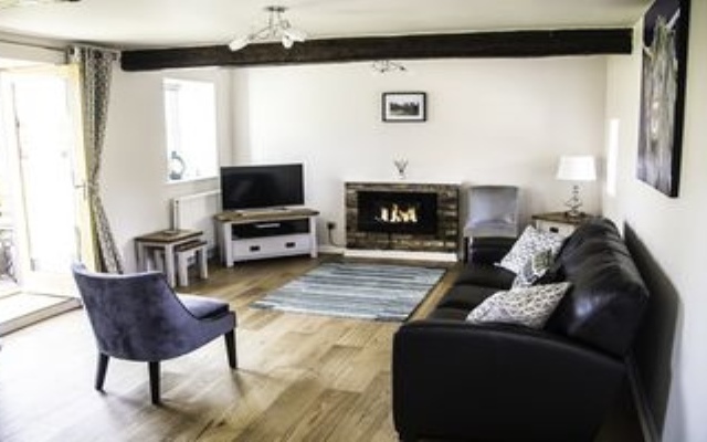 The Old Granary - Holiday Cottage