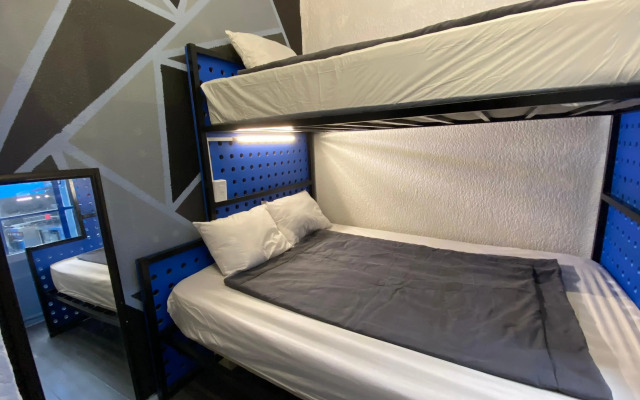Roomies Hostel Roma
