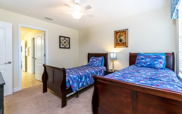 1428 Moonvalley Drive