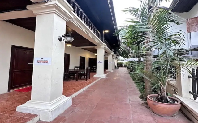 Y Not Lao Villa