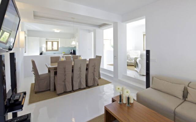 Amalgam Homes Paros