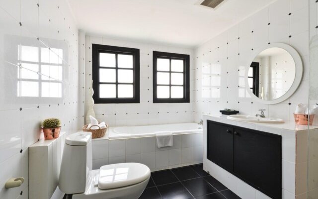 Отель Aspira Davinci Sukhumvit 31