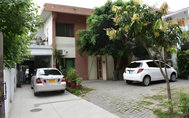 Tulip Guest House F-6