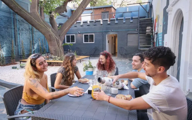 Play Hostel Garden