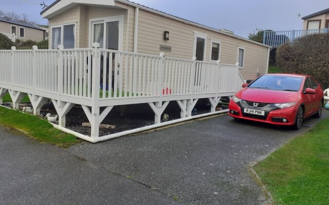 Superb Position 2 Bedroom Caravan Newquay Wales