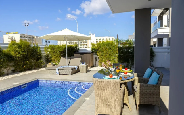 Pernera Beach Villa in Protaras