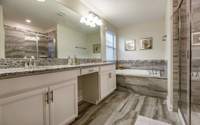 6-Bedroom Villa in Davenport 1622MVD