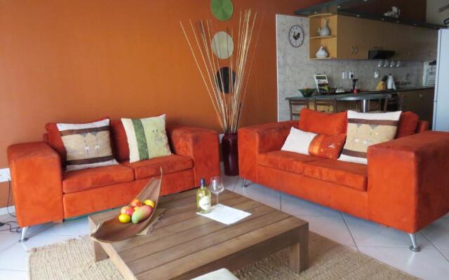 Beach Walk House and Cottage - Self Catering