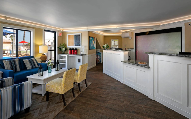 Pismo Lighthouse Suites