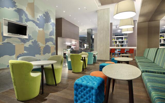 Holiday Inn Express Jakarta Wahid Hasyim by IHG