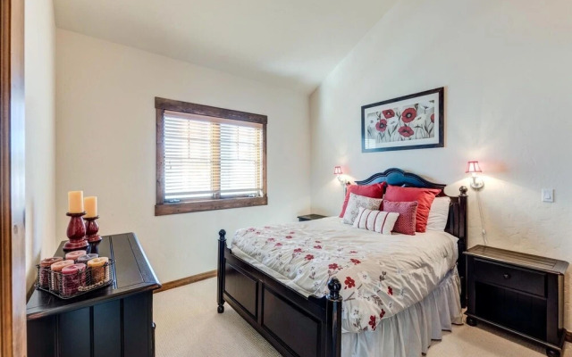 Bear Trail Luxury 5 Bedroom Townhouse