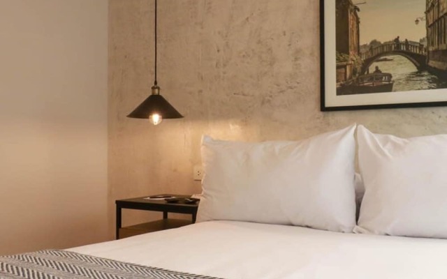 w Designer 2BR in Miraflores