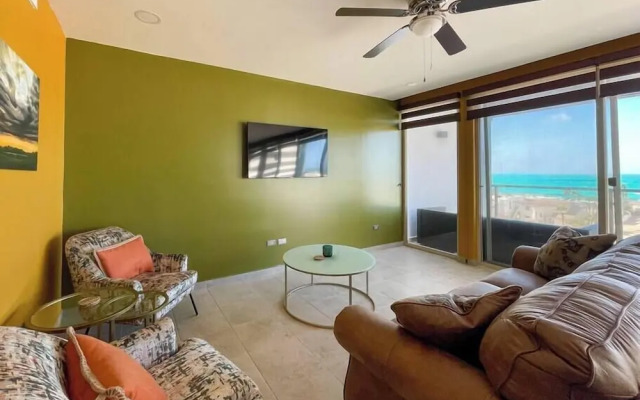 Upscale Ocean View Condo Close to it all Great