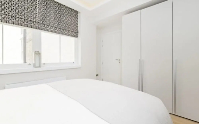 Eson2 - The Saint Stephen's Gardens Mansion VII