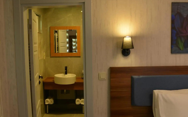 Feel & Live Hotel Villas Restaurant
