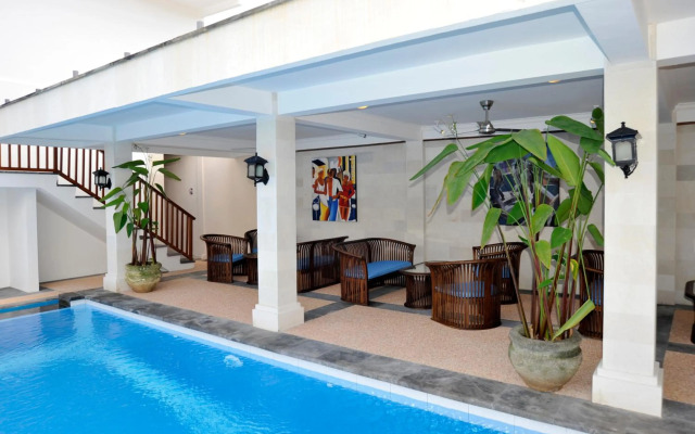 Aquarius Beach Hotel