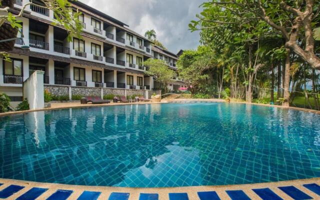 Gassan Khuntan Golf and Resort