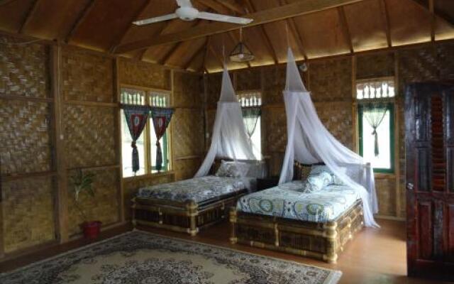 Terimakasih Bar and Guesthouse