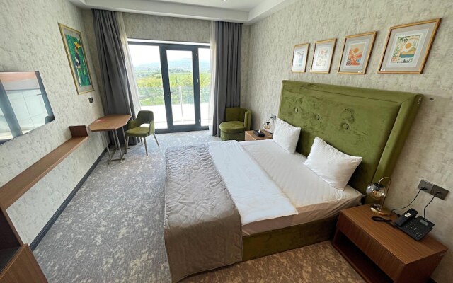 Arena Grand Hotel