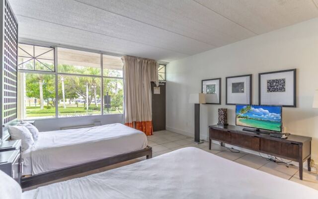 502 Little Harbor Inn