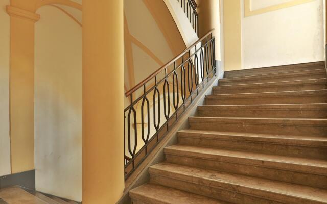 Amazing Sea View in Historic Building in Downtown
