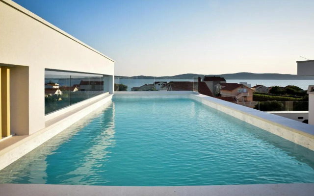 Luxury Apartments La Perla