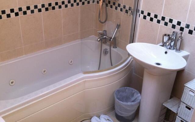 Carlyon Guest House