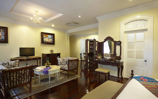Villa Santi Hotel