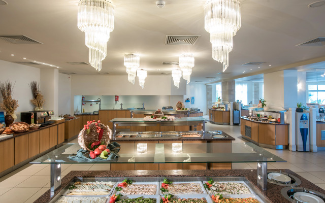 Annabelle Beach Resort - All Inclusive