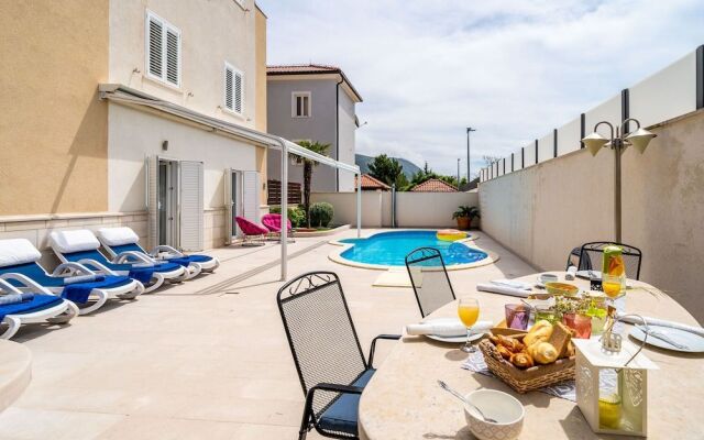 Lorena Suite