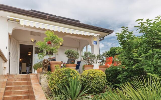 Beautiful Home in Vodnjan With Wifi and 4 Bedrooms