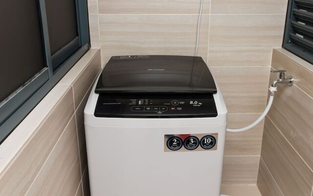 OYO 553 Home 3 Towers Studio