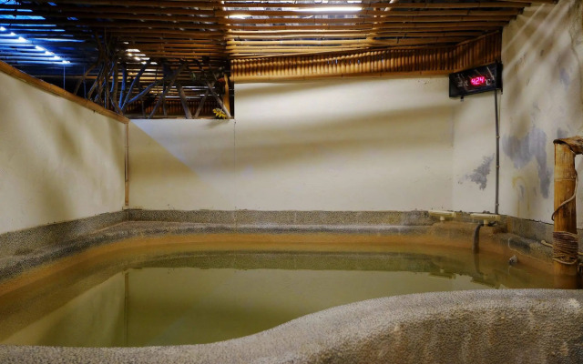 Yawan Spa Hotel