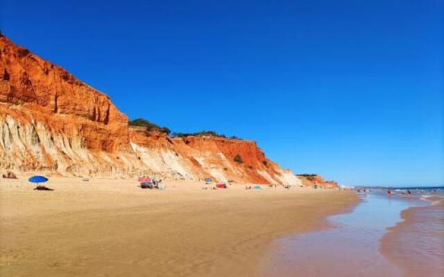 200m beach Apartment Falesia
