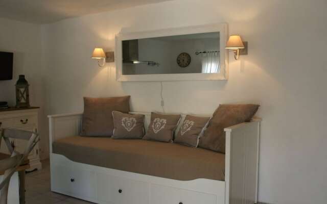 Modern House With Terrace, Near the Popular St. Maxime